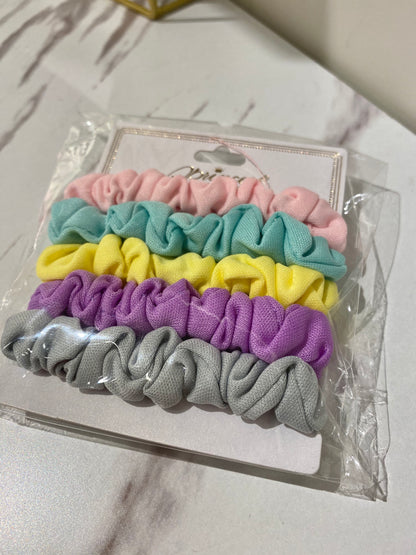 5pc hair scrunch set.